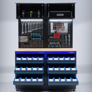 Werkstatteinrichtung PREMIUM mit Eichenarbeitsplatte und Aufbewahrungsboxen – 136 cm